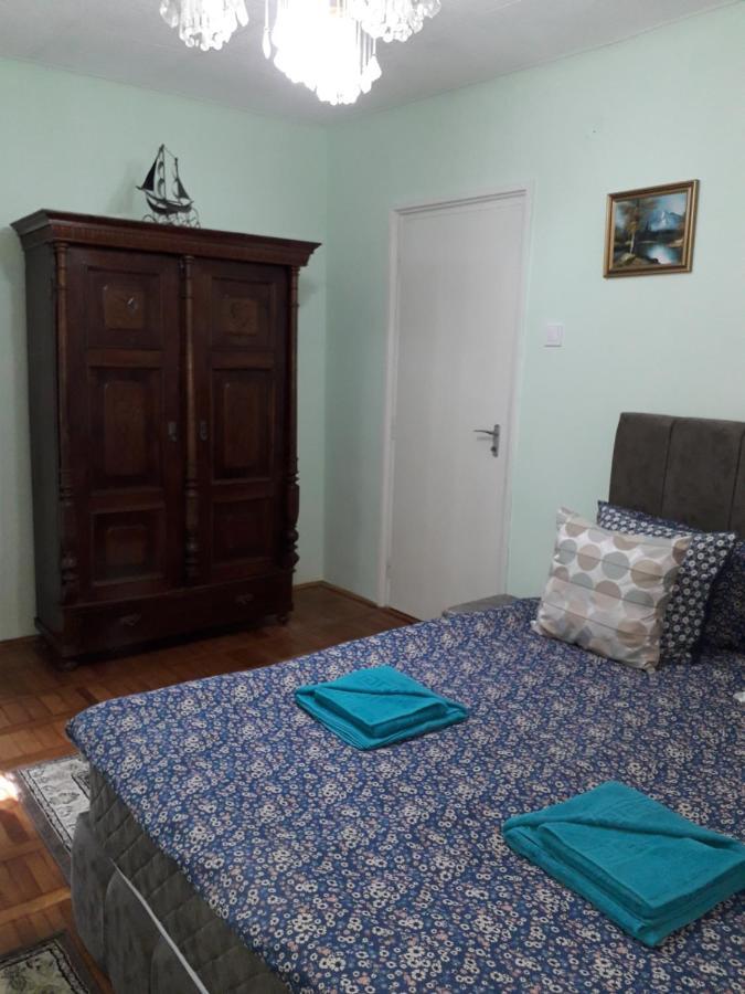 Cozy, Central 1-Bedroom Apartment In Timisoara, Romania מראה חיצוני תמונה